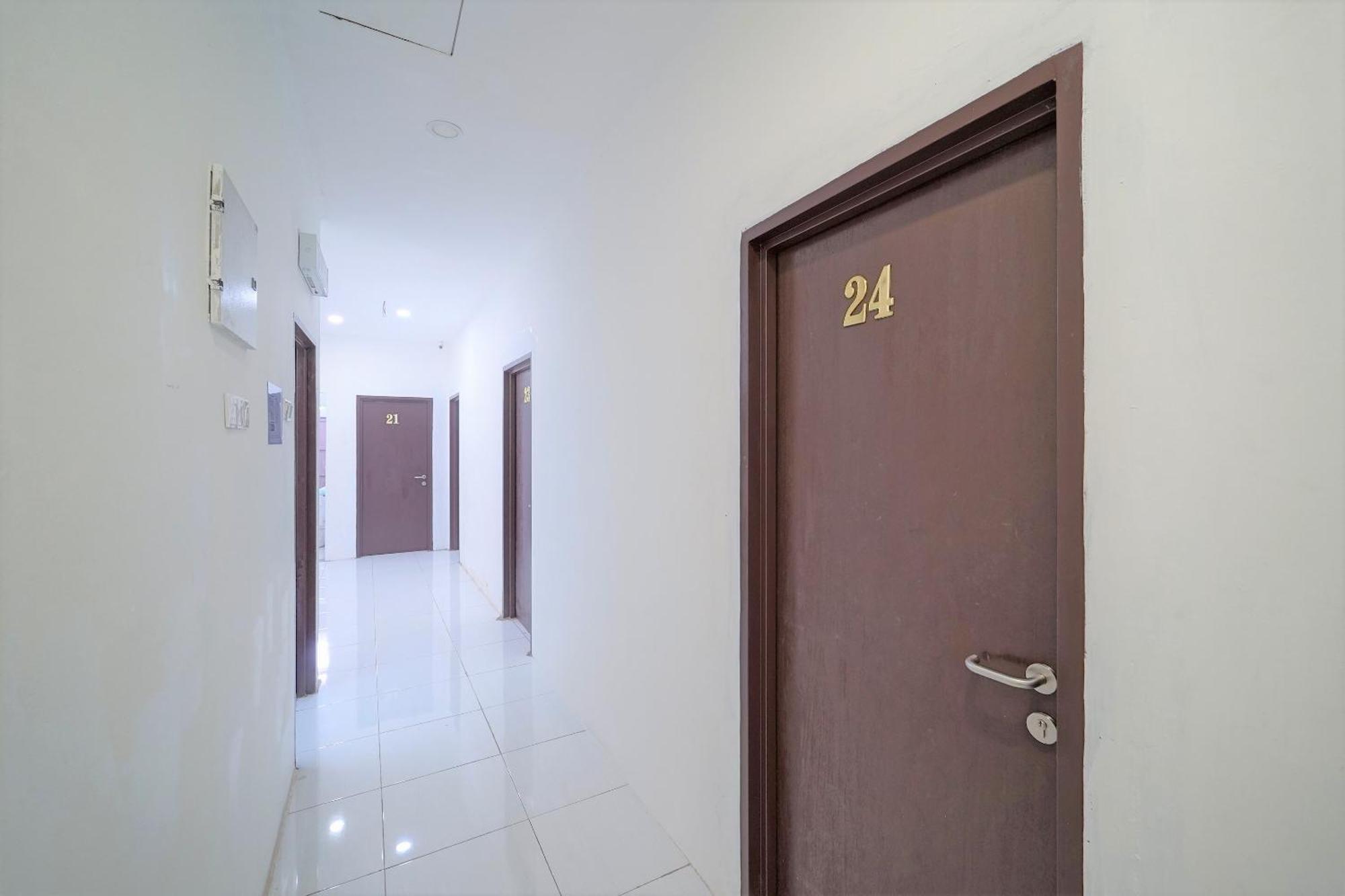 Oyo 89820 Sp Berlian Inn Сунгай Петани Екстериор снимка